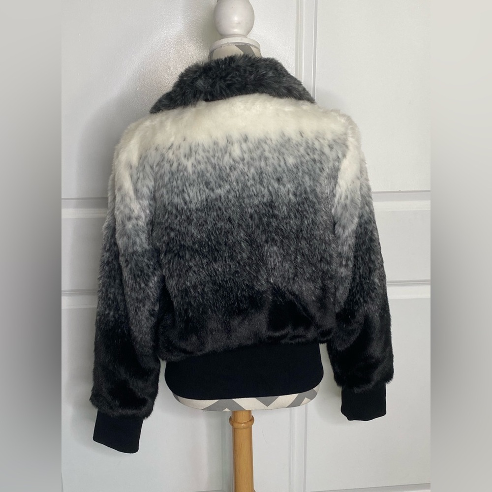 Sam Edelman Medium Faux Fur Jacket - Picture 5 of 9